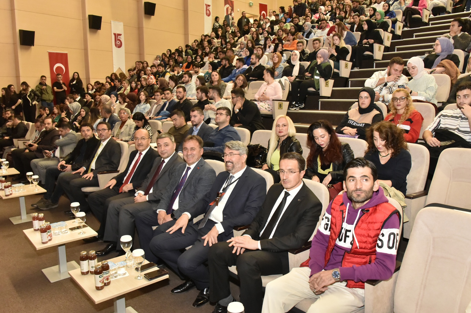 Başarı hikayeleri TEDx Gümüşhane University’de anlatıldı 41