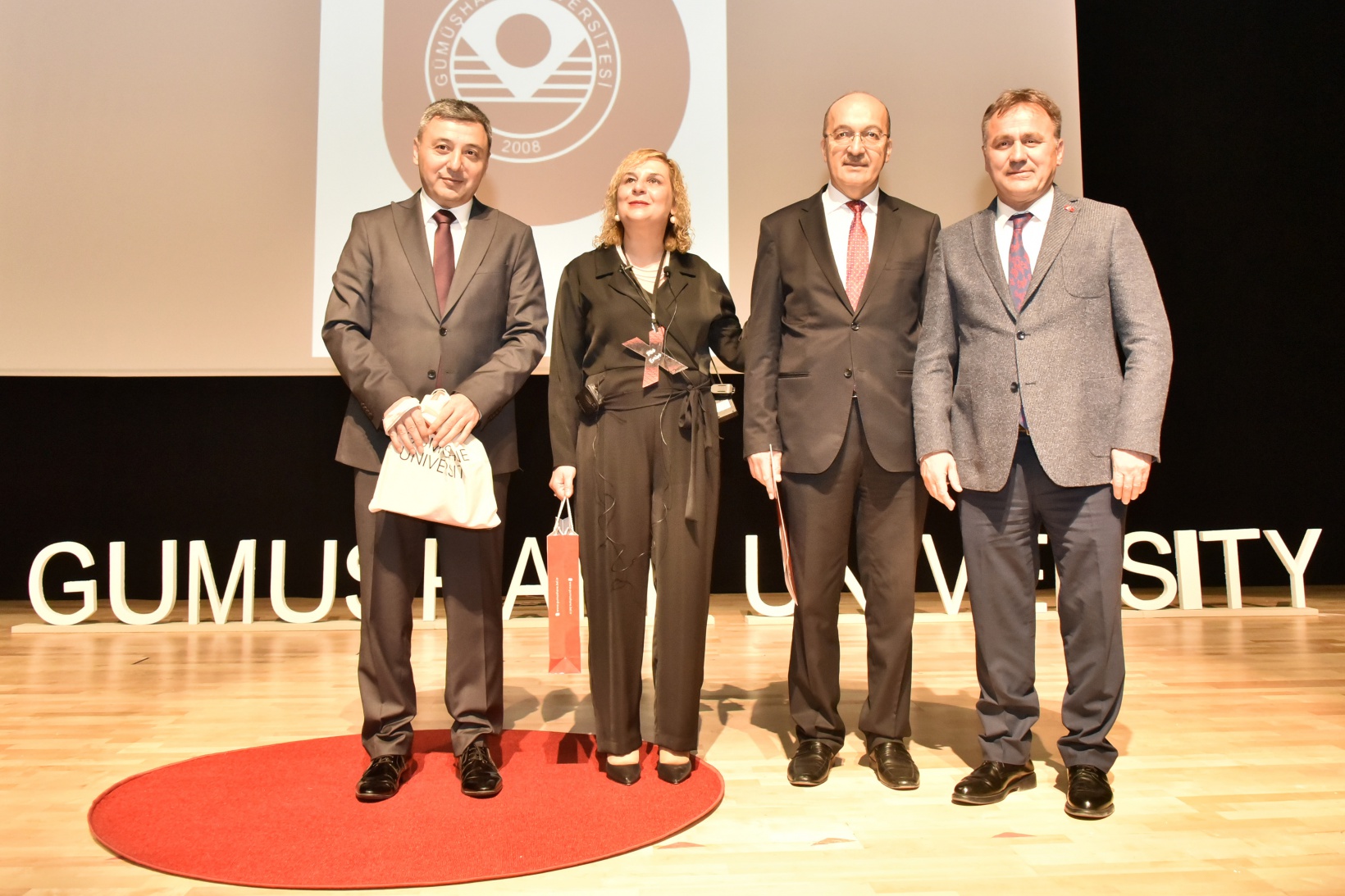 Başarı hikayeleri TEDx Gümüşhane University’de anlatıldı 33