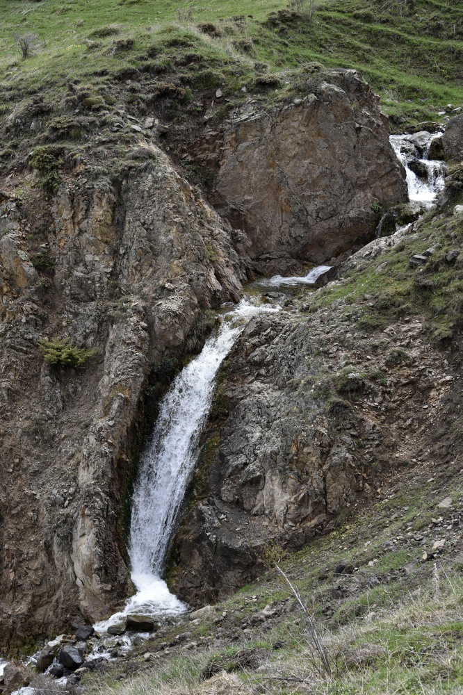Gümüşhaneli dağcılardan tarih ve doğa içerikli yürüyüş 32