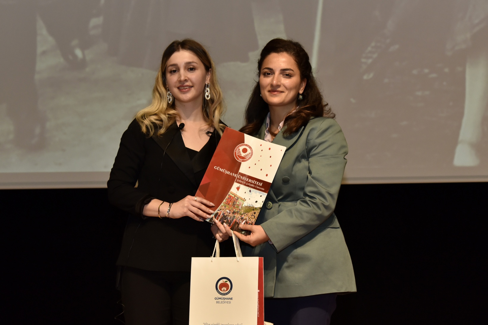 Başarı hikayeleri TEDx Gümüşhane University’de anlatıldı 58