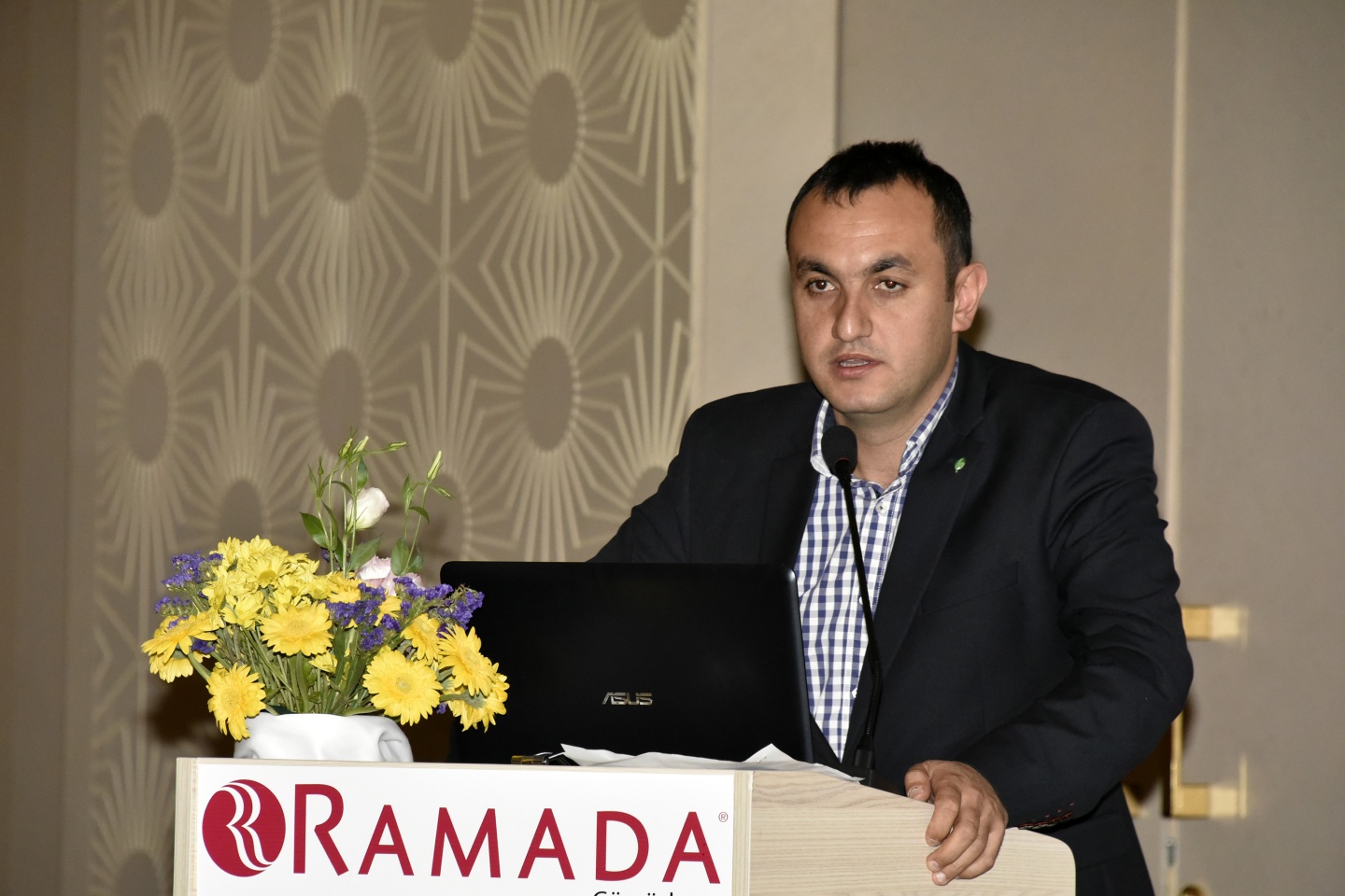 Gümüşhane’de voleybolun geleceği masaya yatırıldı 15