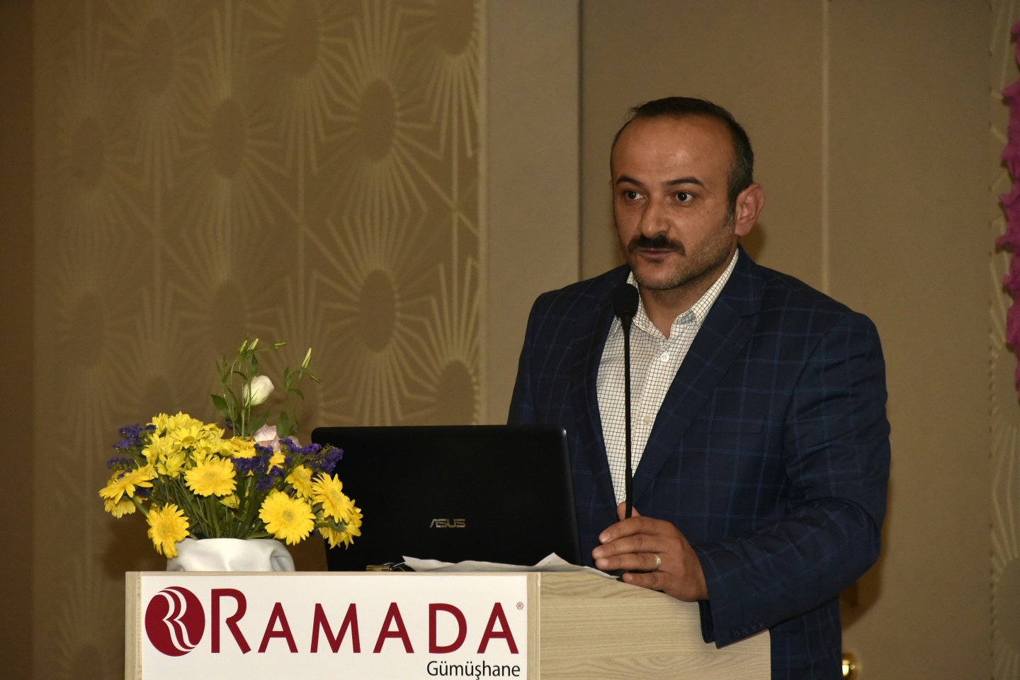 Gümüşhane’de voleybolun geleceği masaya yatırıldı 17