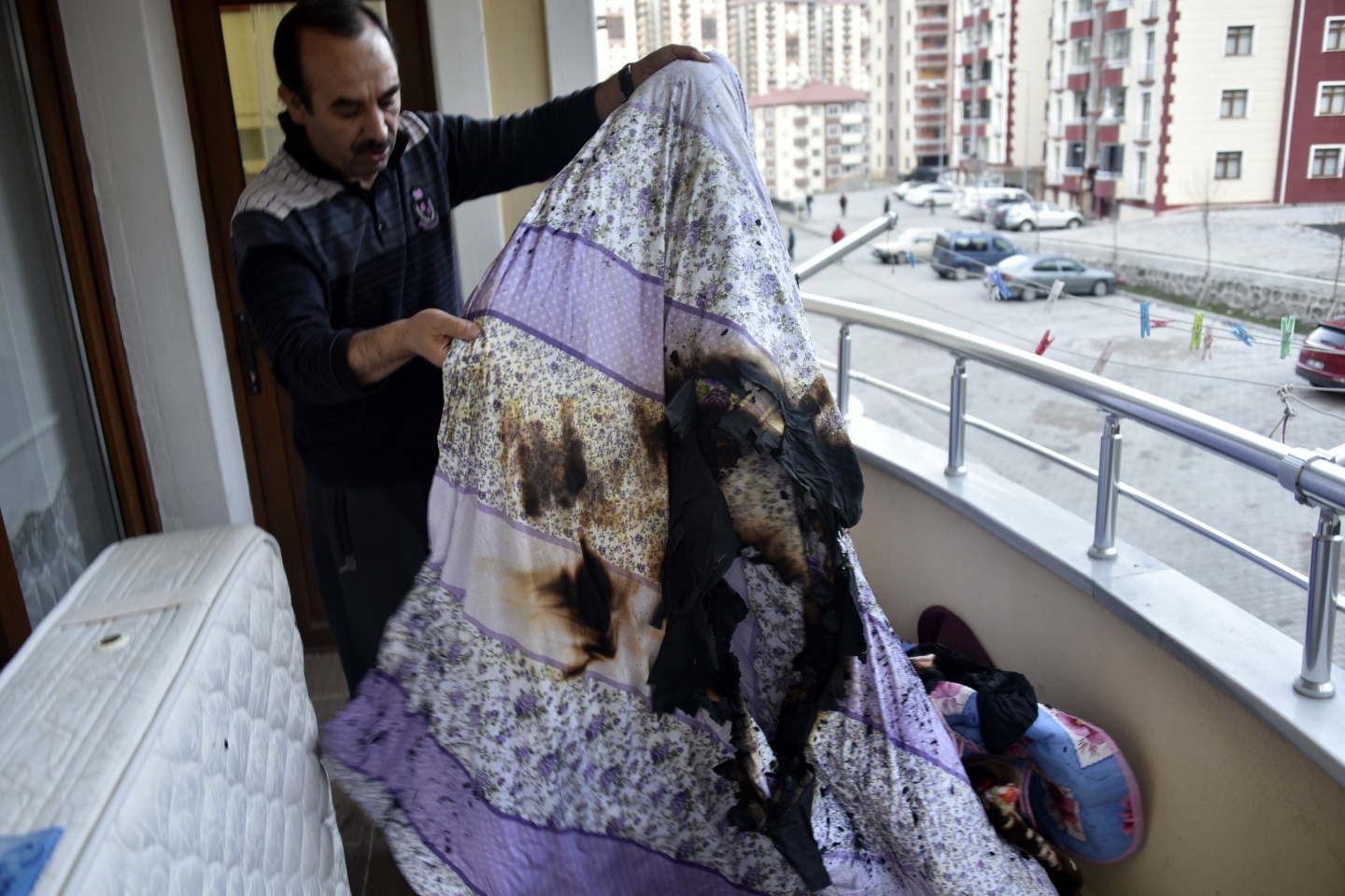 Elektrikli battaniye az kalsın faciaya neden oluyordu   8