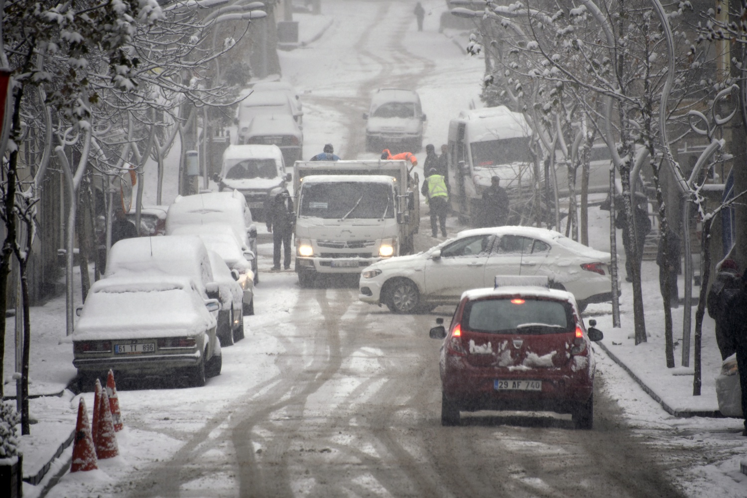 Gümüşhane’deki kar yağışı 17