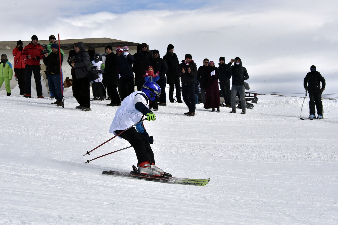 Zigana dağında kayak yarışmaları yapıldı 24