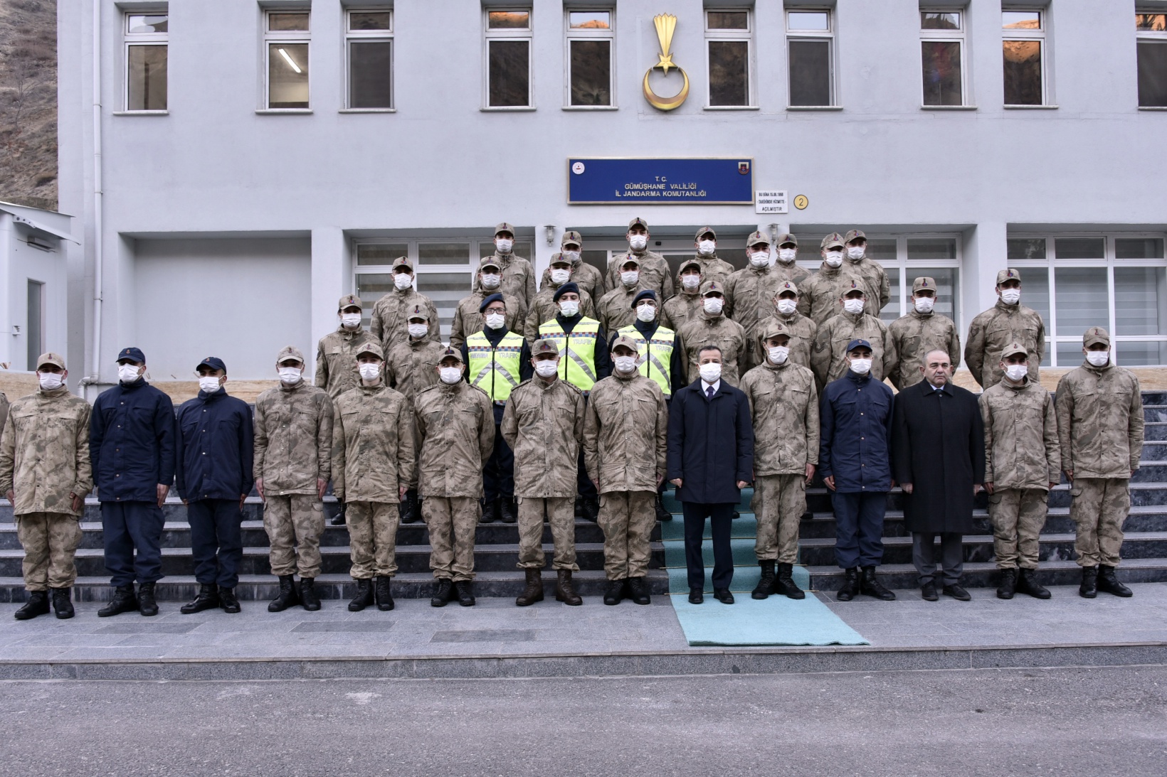 Vali Taşbilek’ten yeni yıl ziyaretleri 19