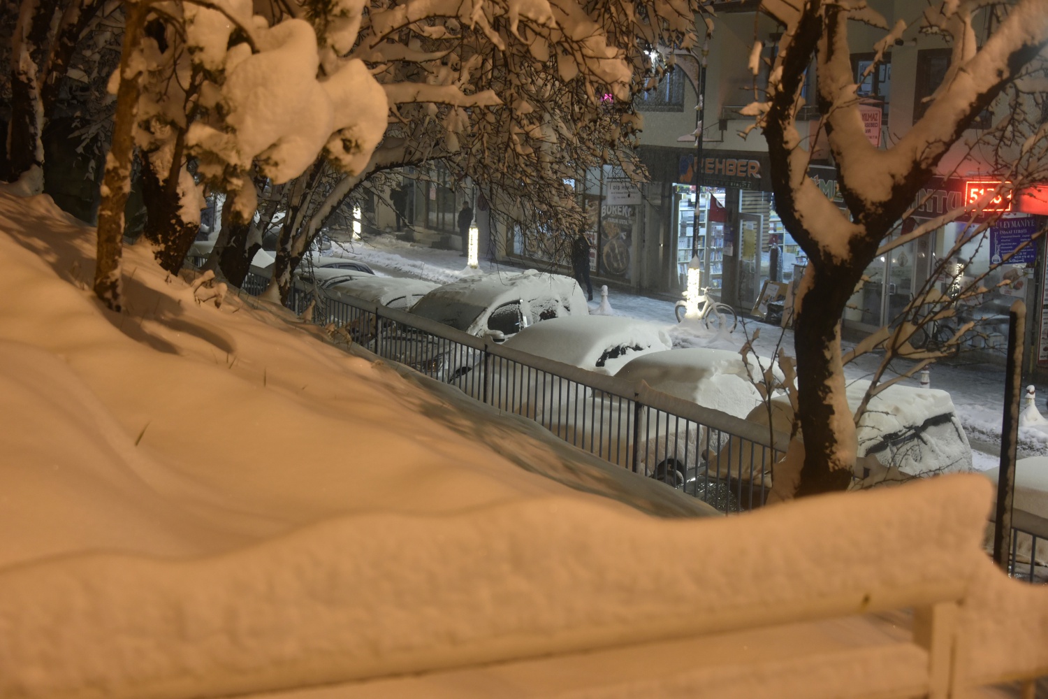 Gümüşhane’de kar ve gece güzelliği 16