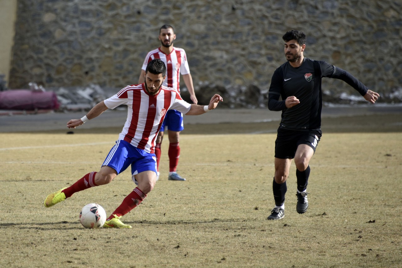 Gümüş iyi başlamadı: 2-4 19