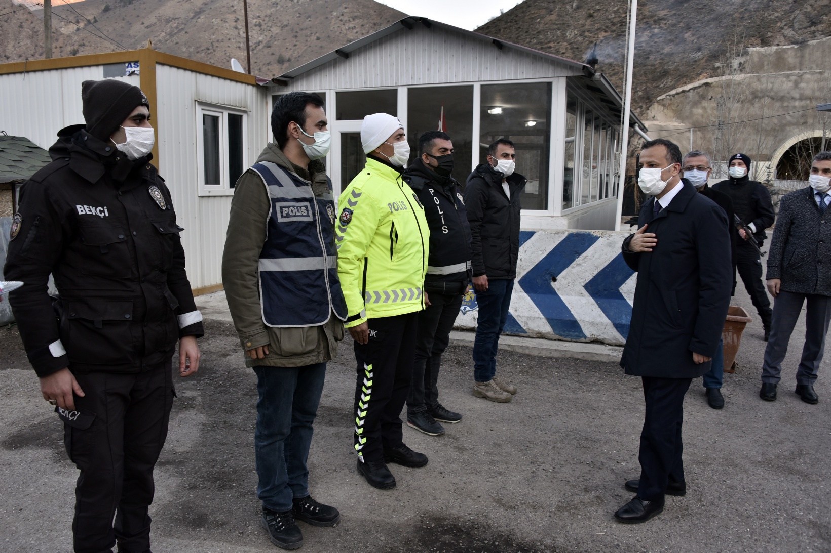 Vali Taşbilek’ten yeni yıl ziyaretleri 12