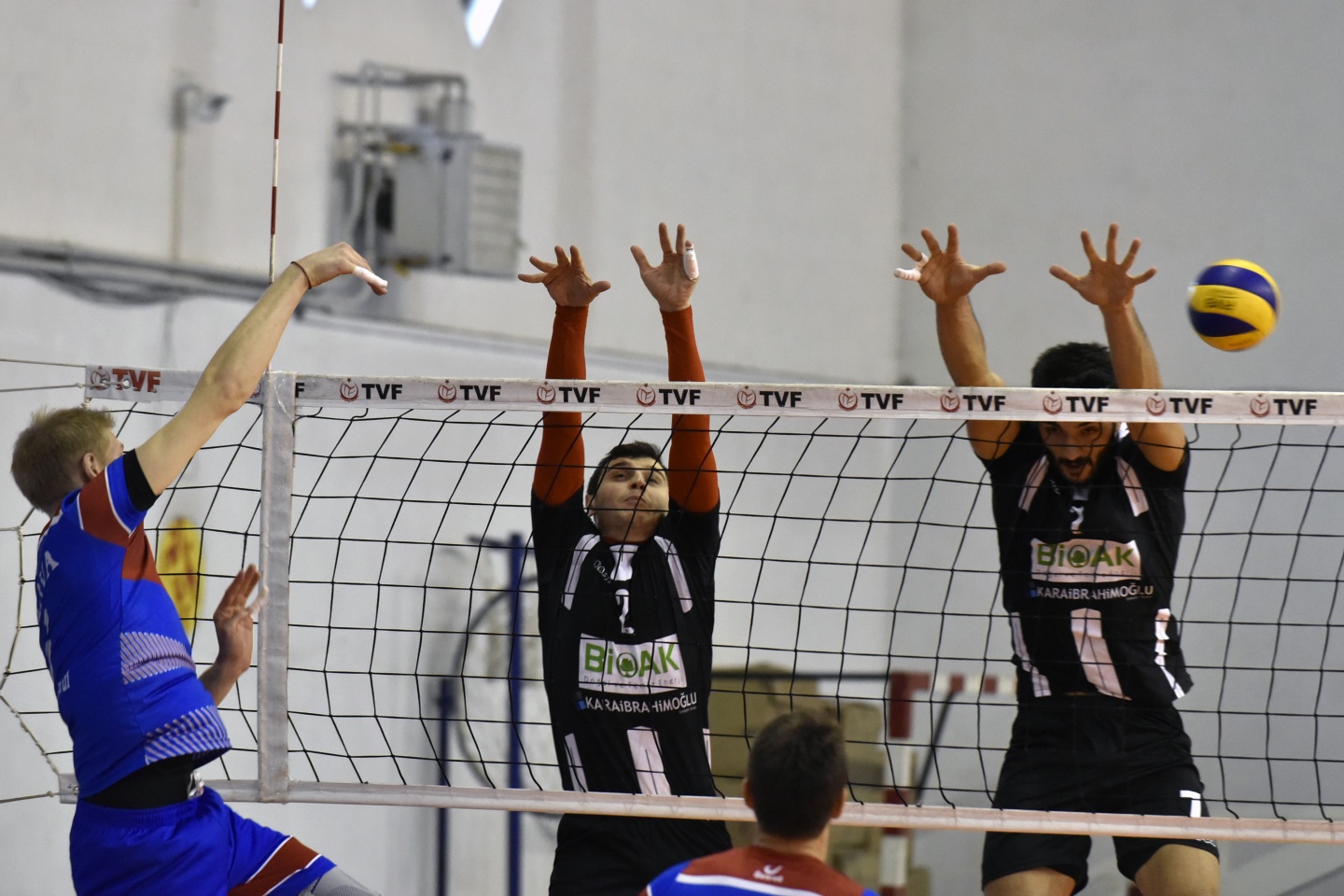 Torul Gençlik rakip tanımıyor: 3-0 5