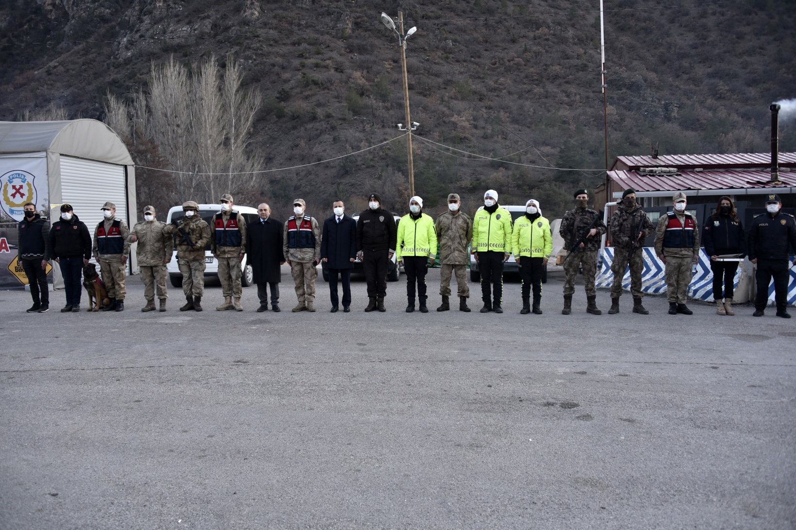 Vali Taşbilek’ten yeni yıl ziyaretleri 16
