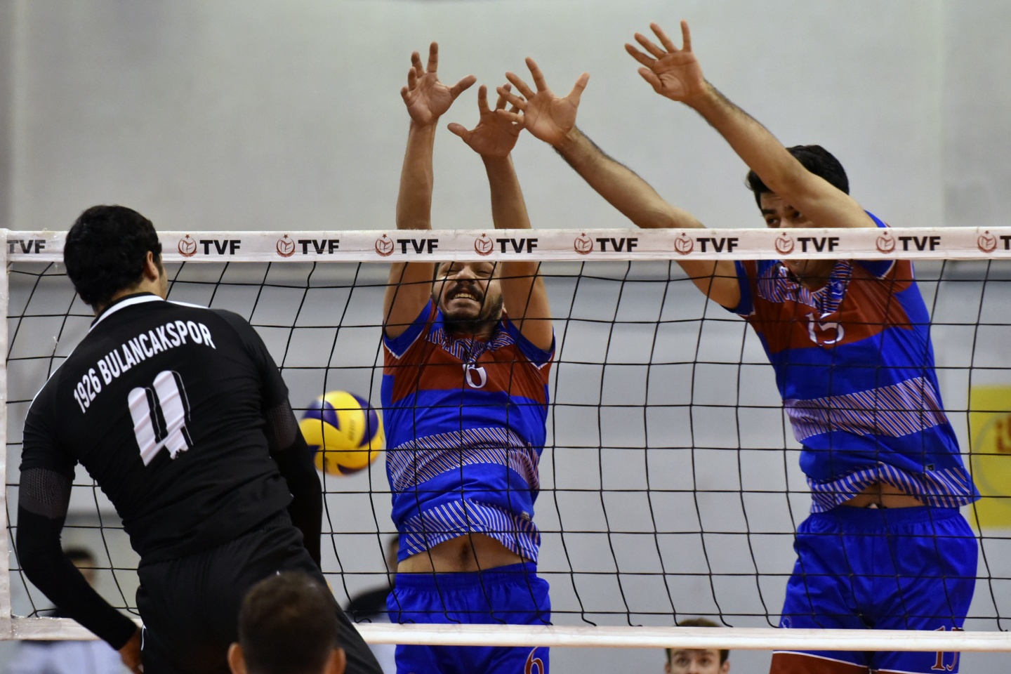 Torul Gençlik rakip tanımıyor: 3-0 22