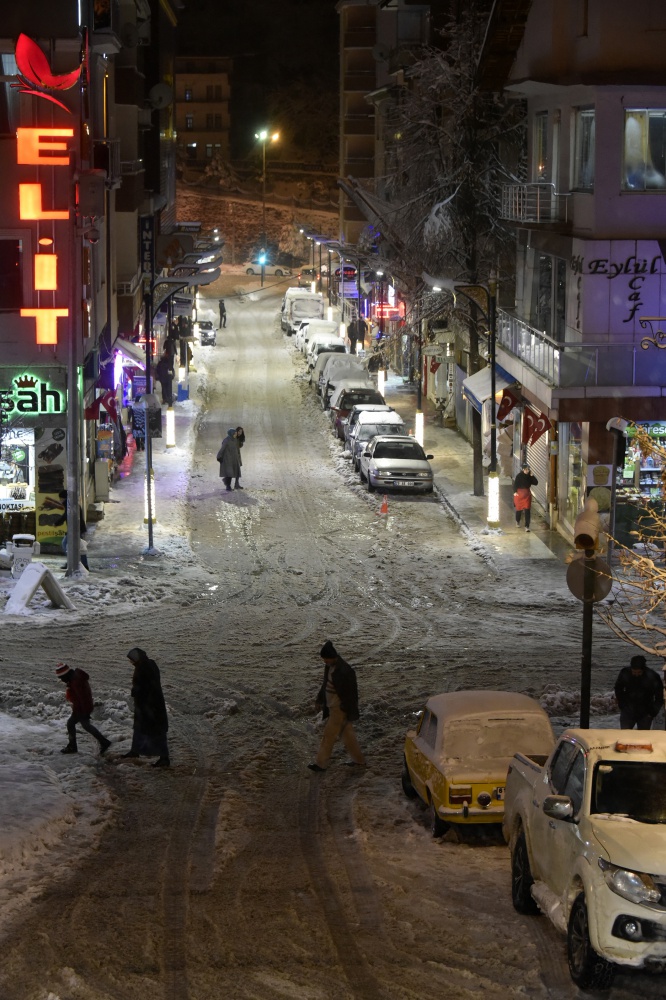 Gümüşhane’de kar ve gece güzelliği 36