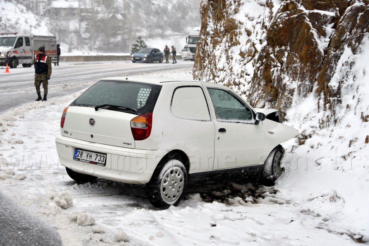 Gümüşhane’de Feci Kaza: 2 Ölü 17