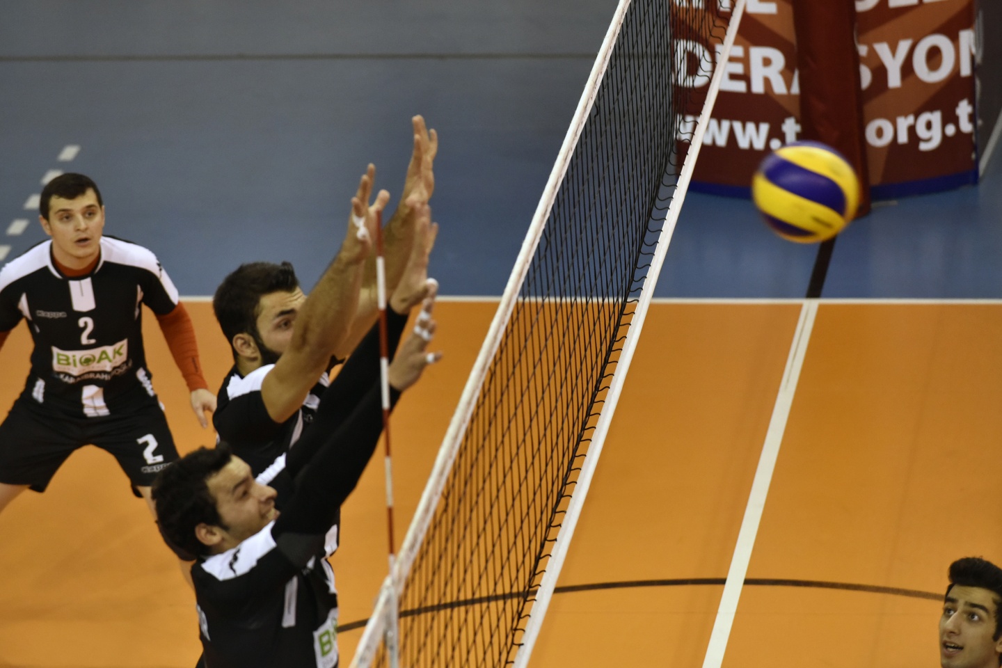 Torul Gençlik rakip tanımıyor: 3-0 33