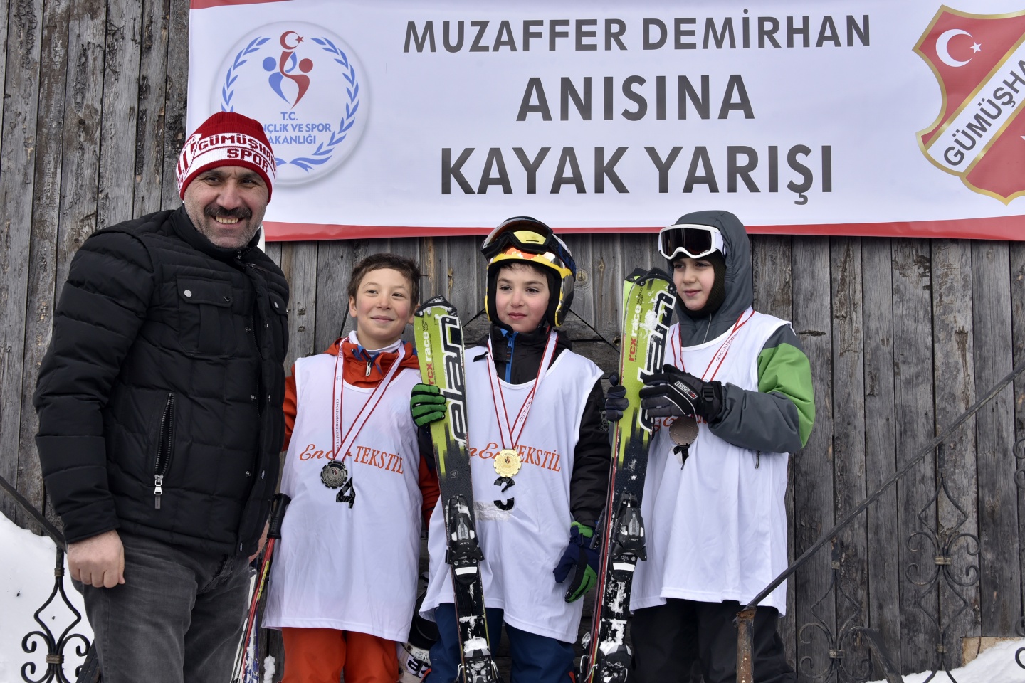 Zigana dağında kayak yarışmaları yapıldı 52