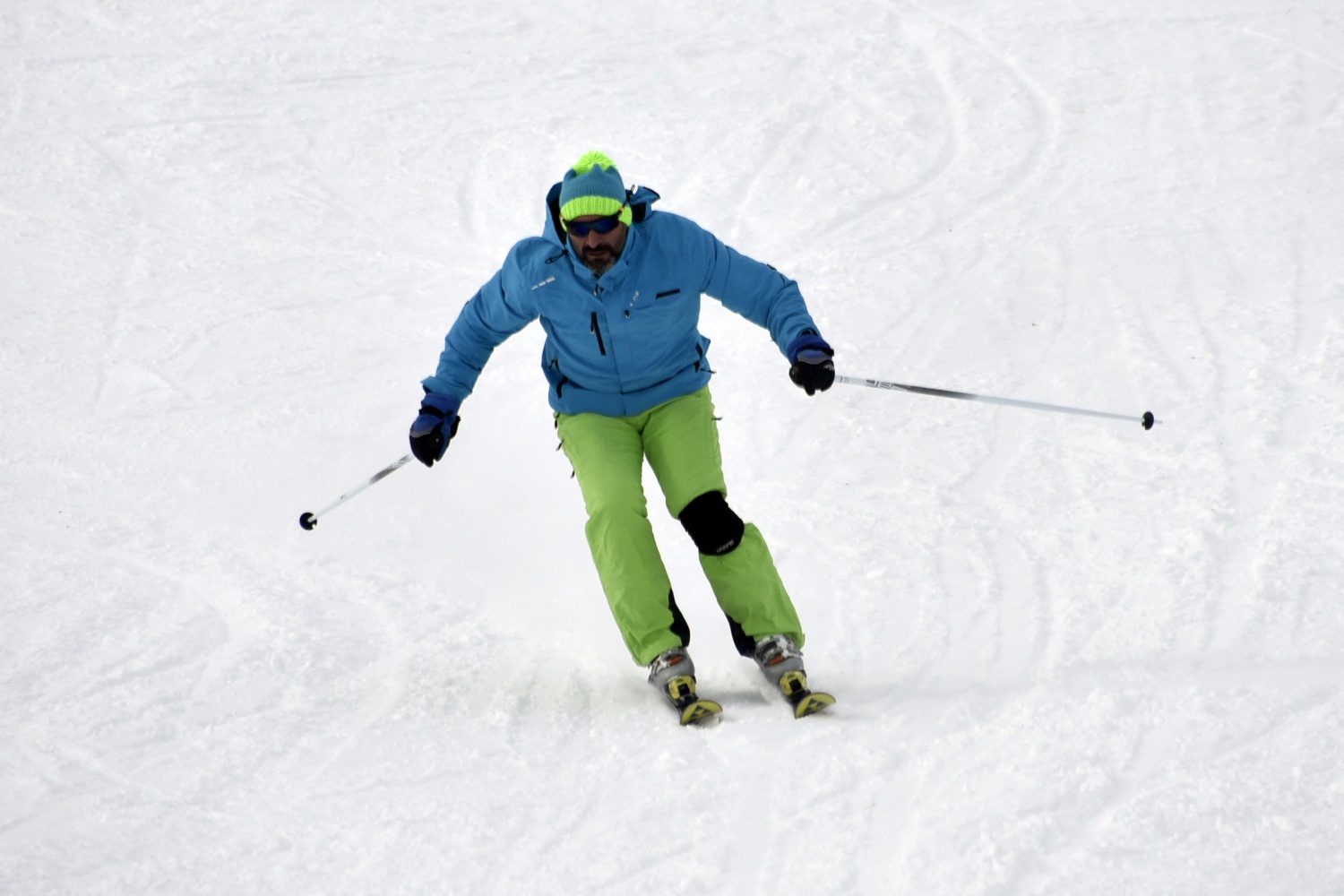 Zigana’da araç park edecek yer kalmadı 9