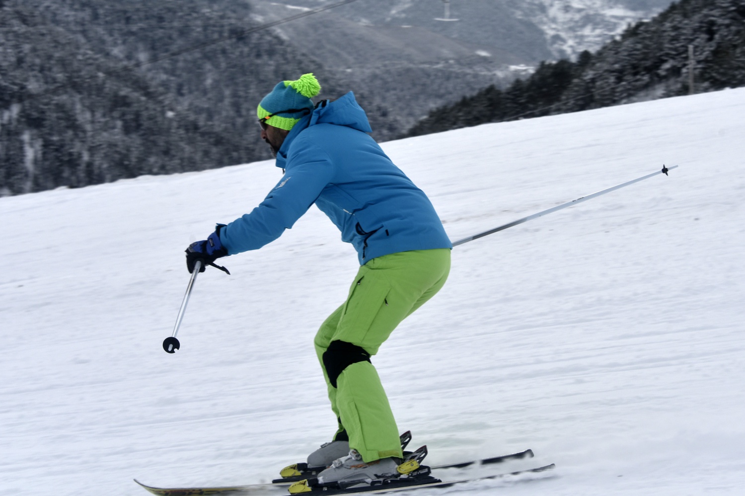 Zigana’da araç park edecek yer kalmadı 16