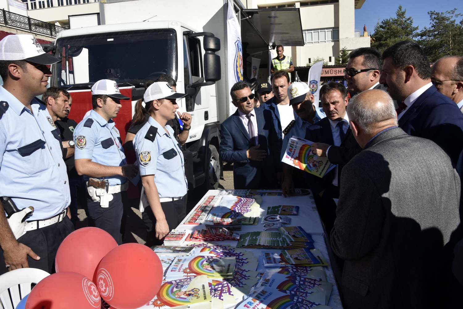 Gümüşhane’de ‘Emniyet Kemeri ile Hayata Bağlanın’ projesi başladı 16