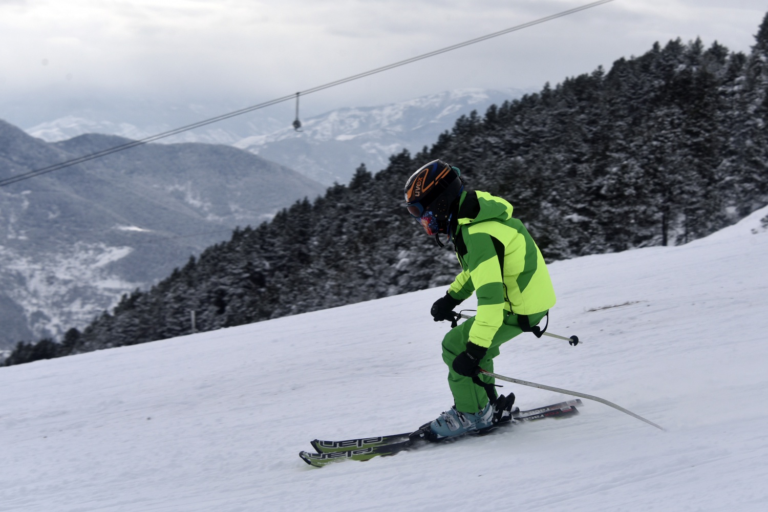 Zigana’da araç park edecek yer kalmadı 15