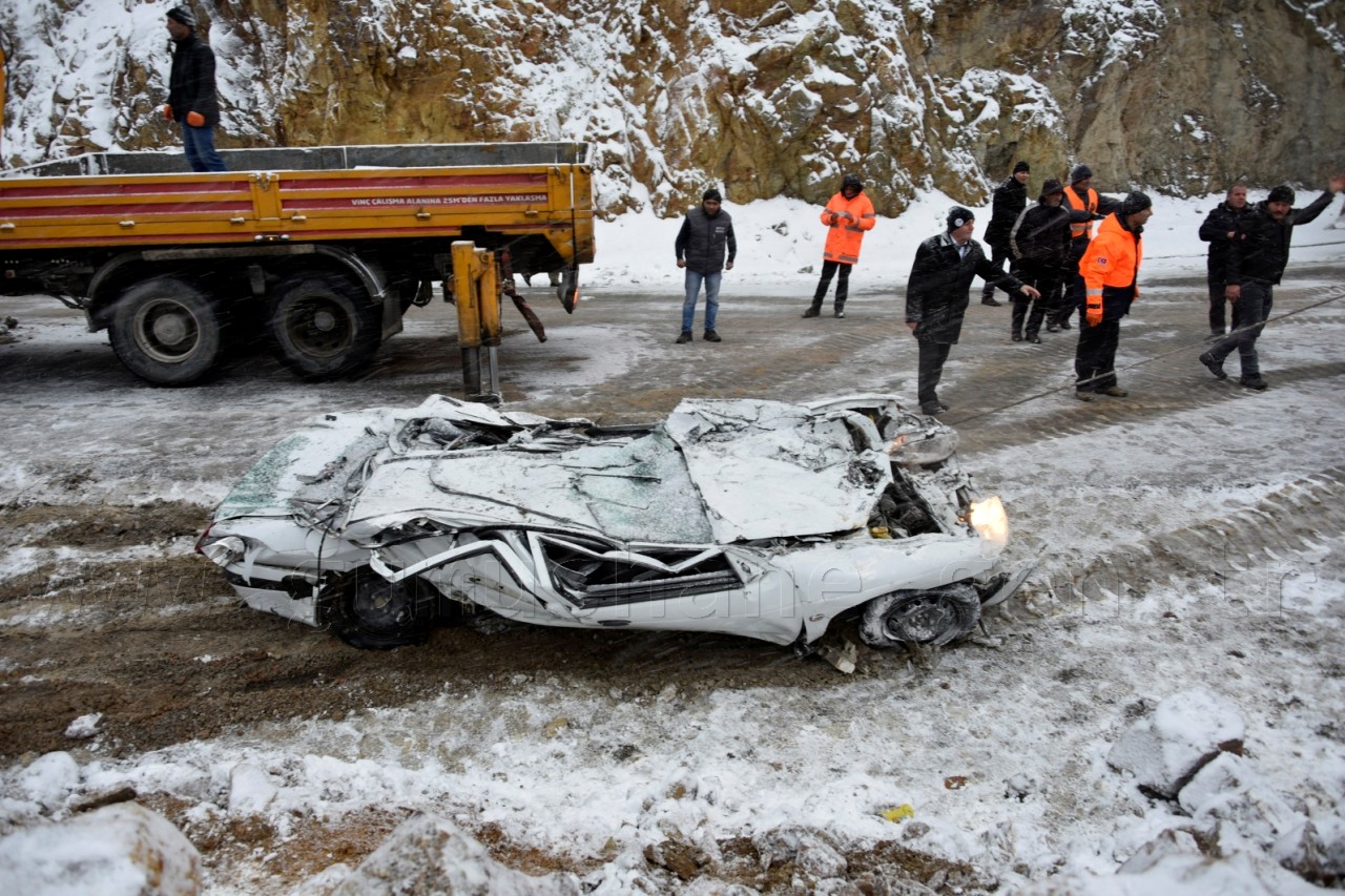 Gümüşhane’de Feci Kaza: 2 Ölü 22