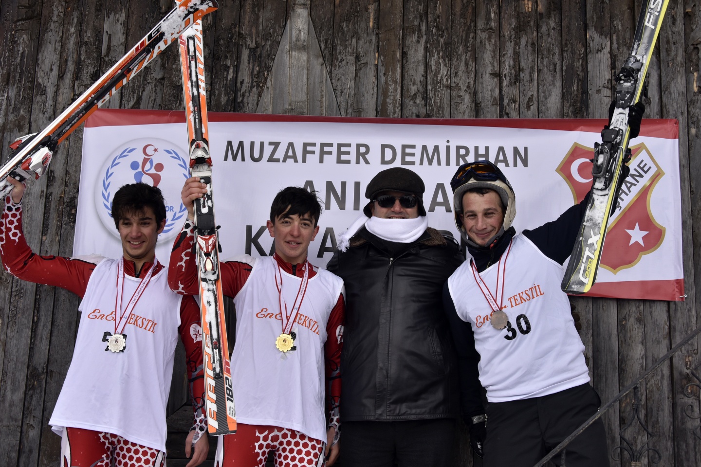 Zigana dağında kayak yarışmaları yapıldı 55