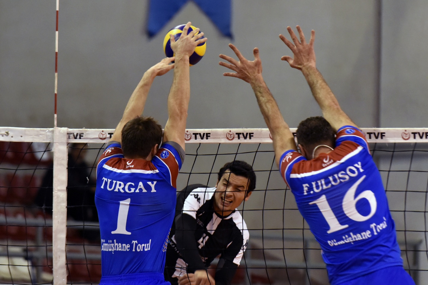 Torul Gençlik rakip tanımıyor: 3-0 42