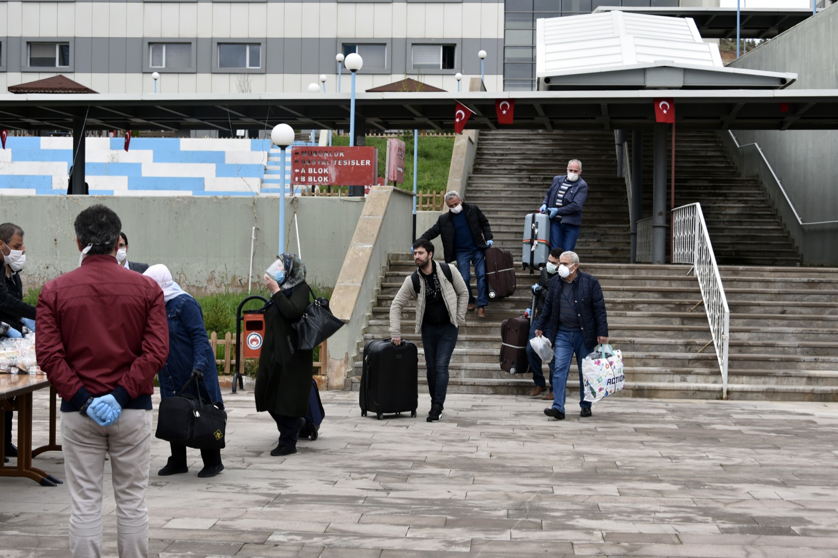 Gümüşhane’deki gurbetçilerin karantina süreleri sona erdi 10