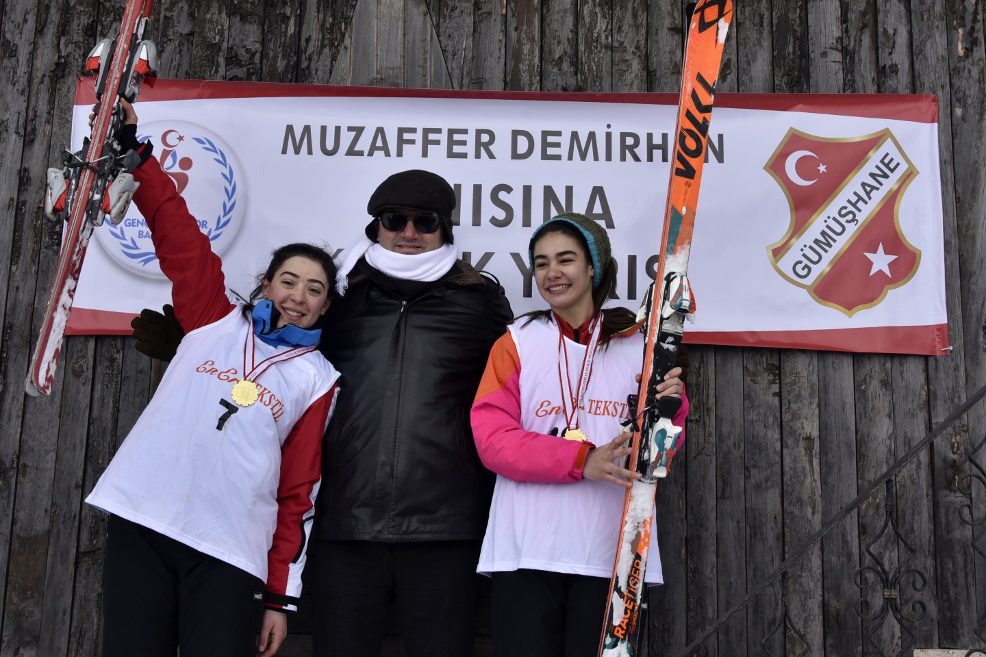 Zigana dağında kayak yarışmaları yapıldı 56