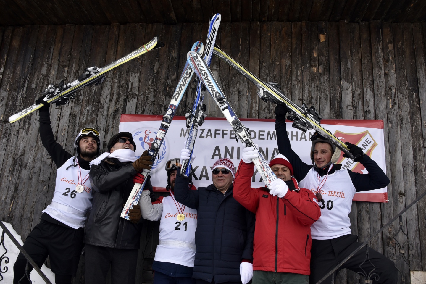 Zigana dağında kayak yarışmaları yapıldı 58