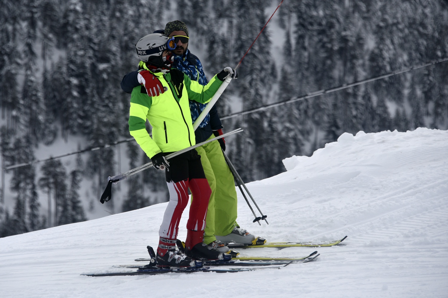 Zigana’da araç park edecek yer kalmadı 28