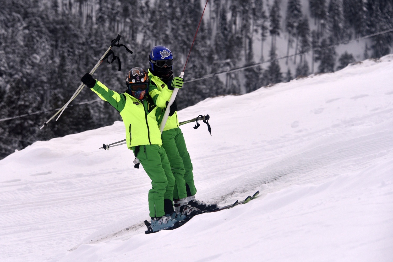 Zigana’da araç park edecek yer kalmadı 25
