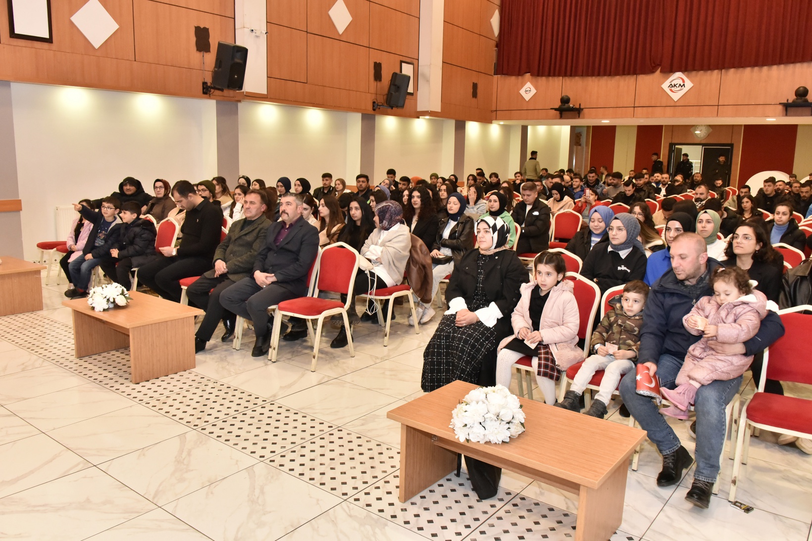 TUTSAK Çanakkale Şehitlerini andı 27