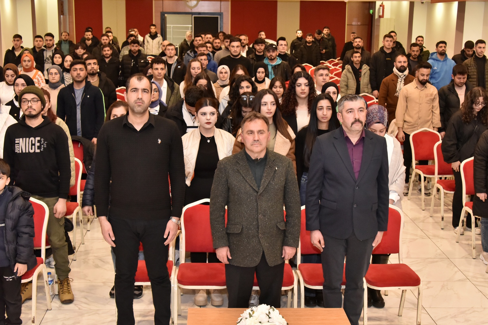 TUTSAK Çanakkale Şehitlerini andı 24