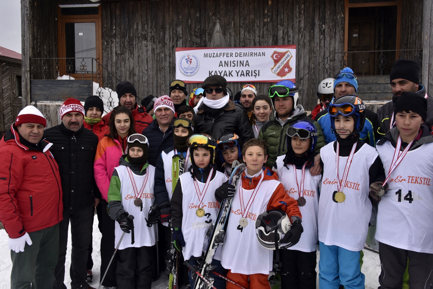 Zigana dağında kayak yarışmaları yapıldı 62