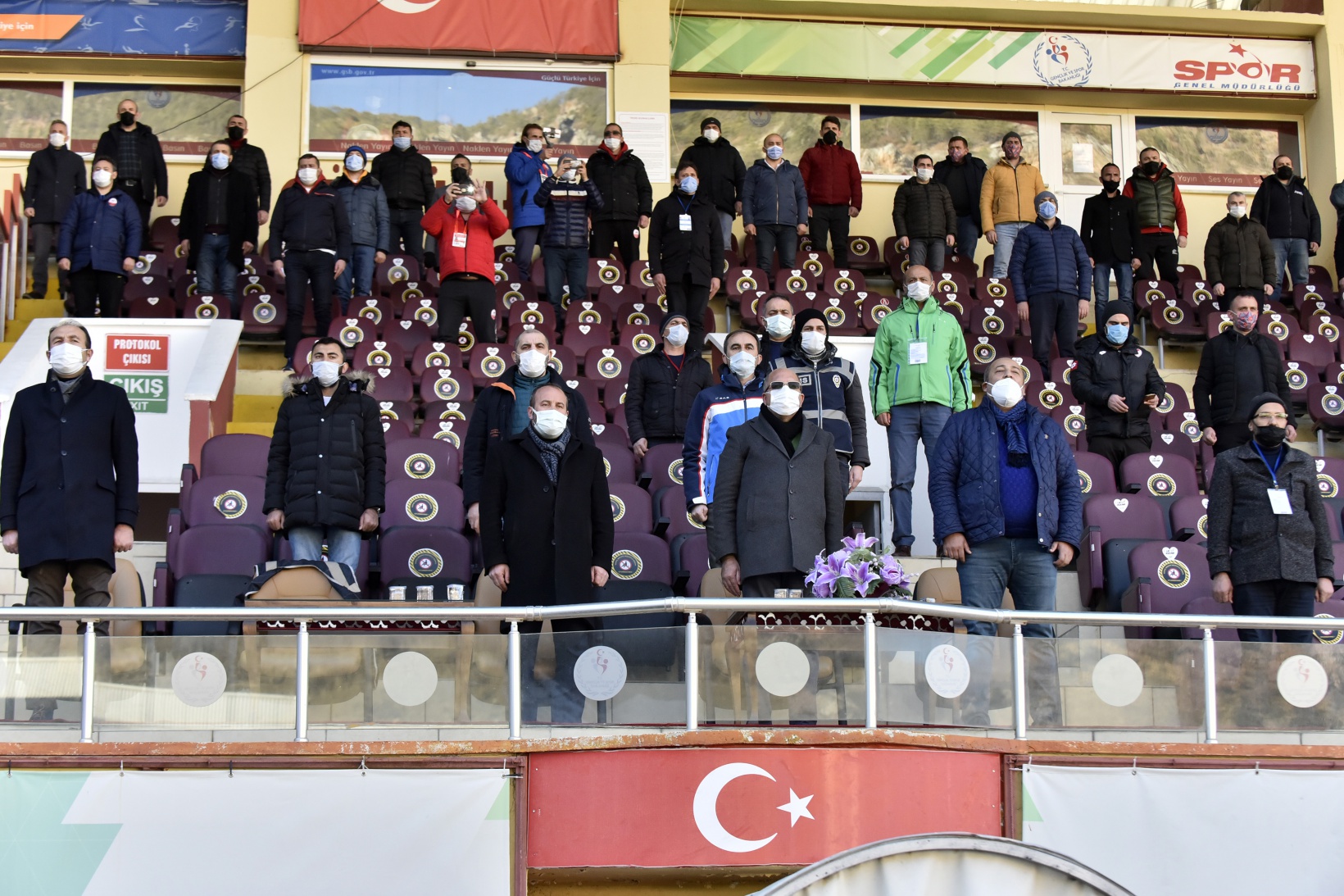 Gümüş kötü gidişe dur diyemiyor:2-3 11