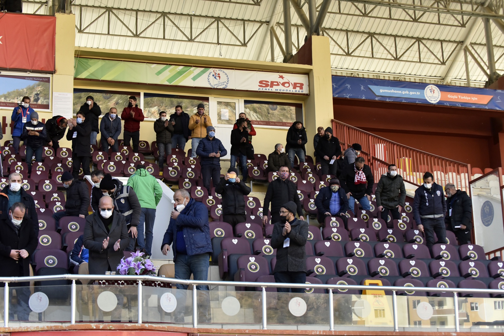 Gümüş kötü gidişe dur diyemiyor:2-3 15