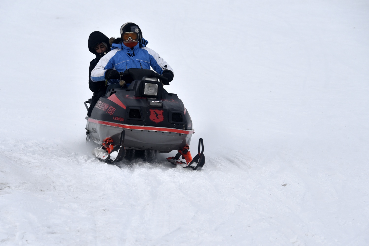 Zigana’da araç park edecek yer kalmadı 31