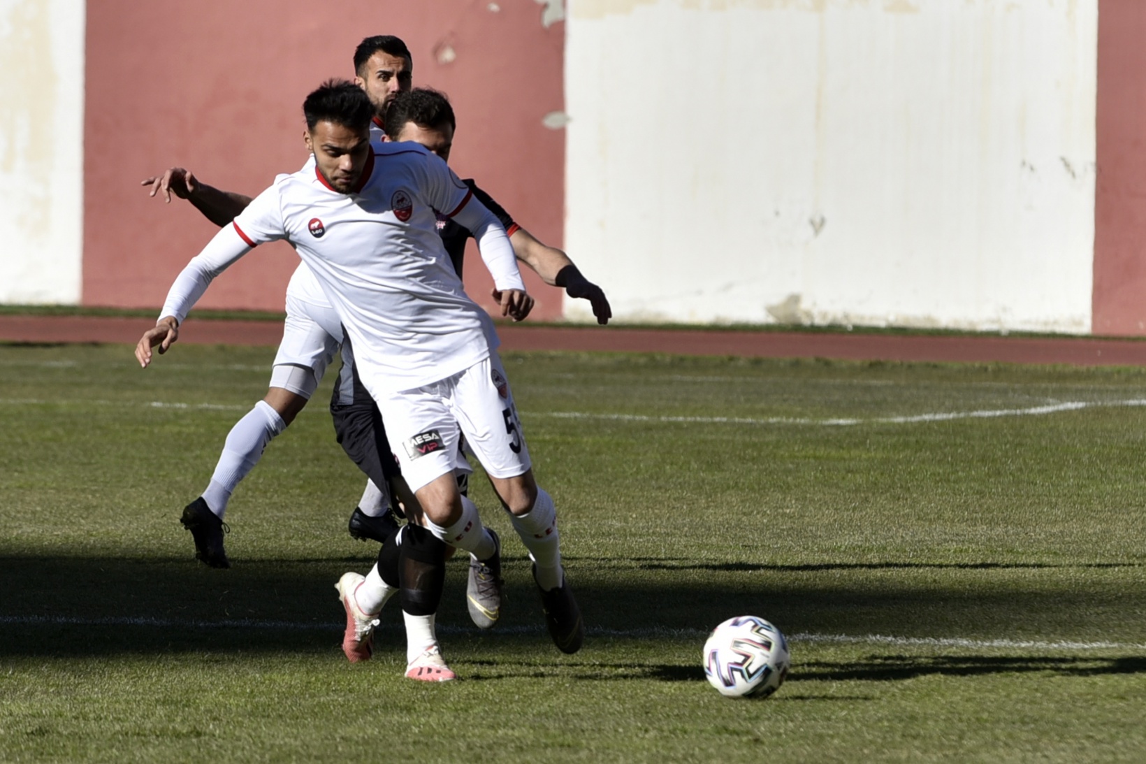 Gümüş kötü gidişe dur diyemiyor:2-3 32