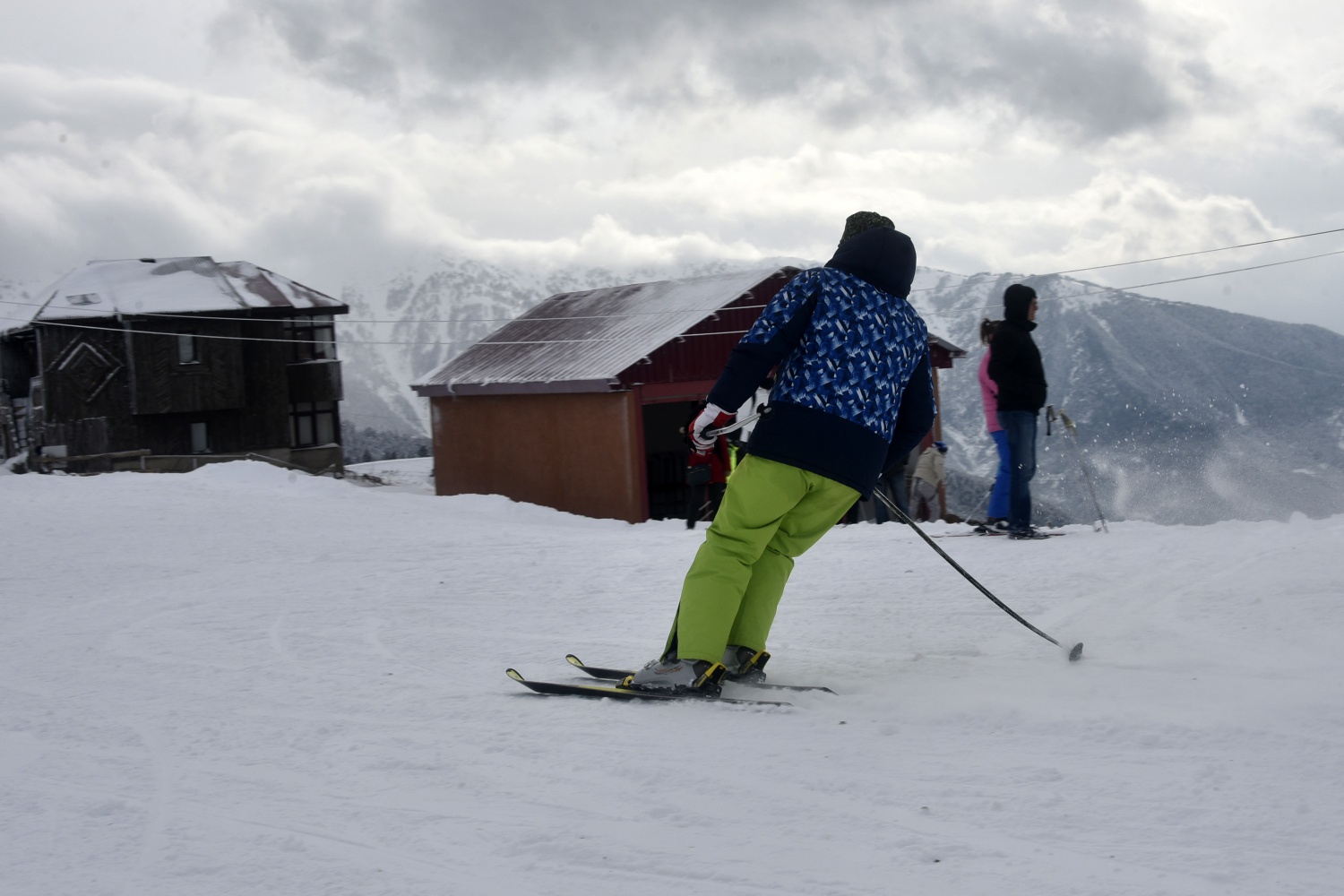 Zigana’da araç park edecek yer kalmadı 35