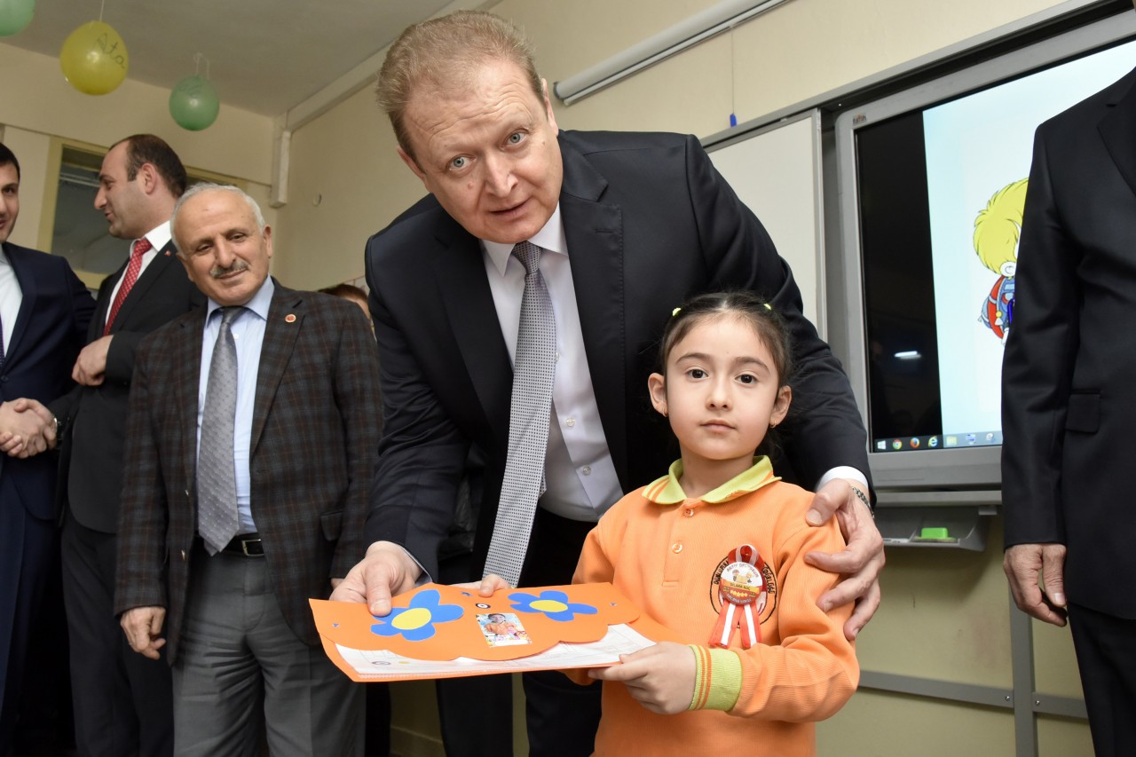 Gümüşhane’de 20 bin 335 öğrenci karne aldı 24