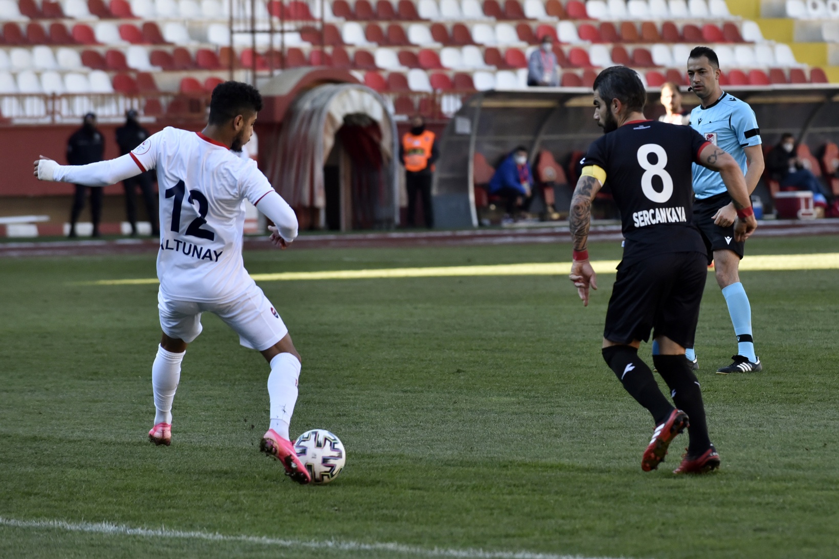 Gümüş kötü gidişe dur diyemiyor:2-3 26