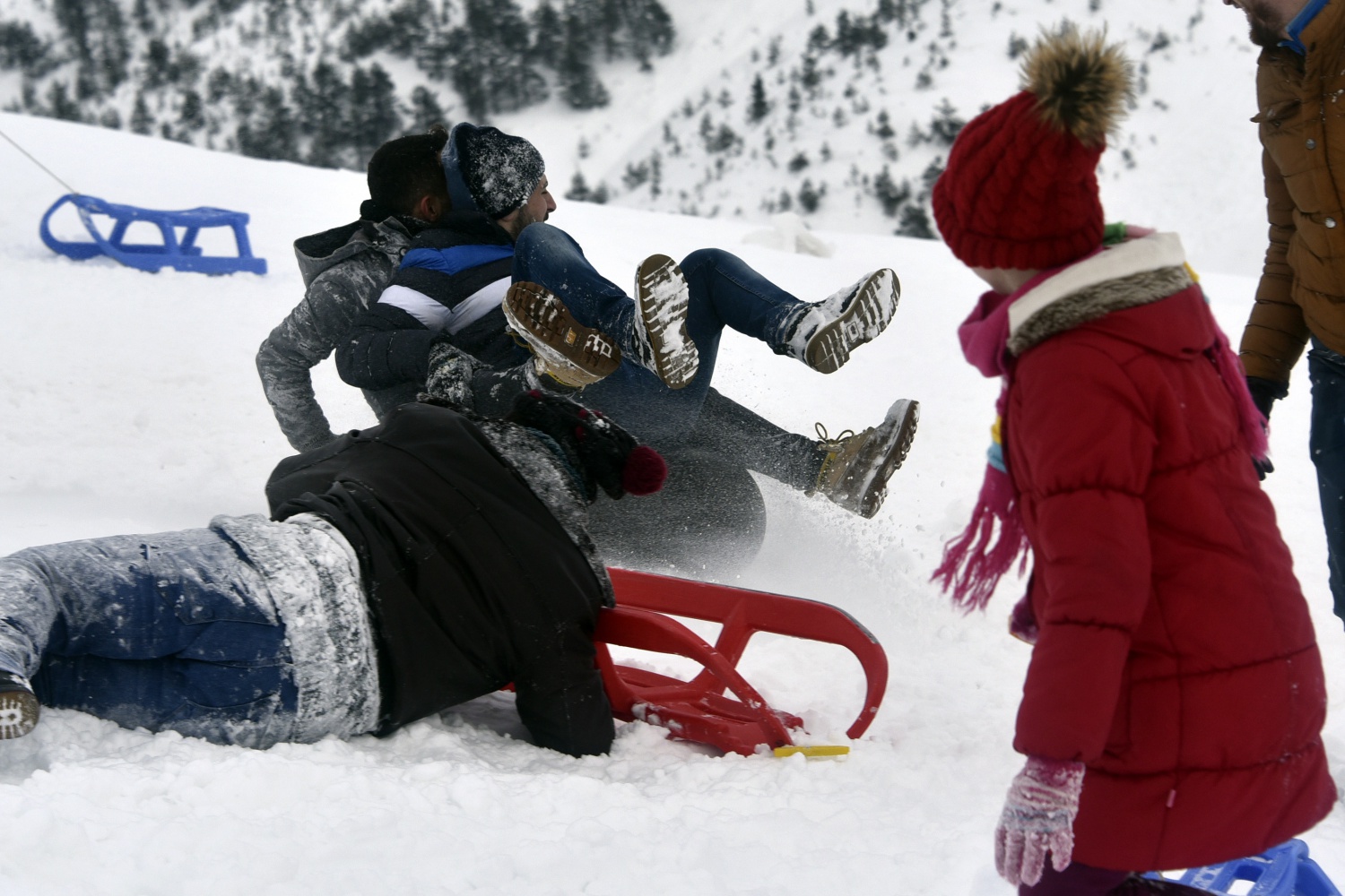 Zigana’da araç park edecek yer kalmadı 53