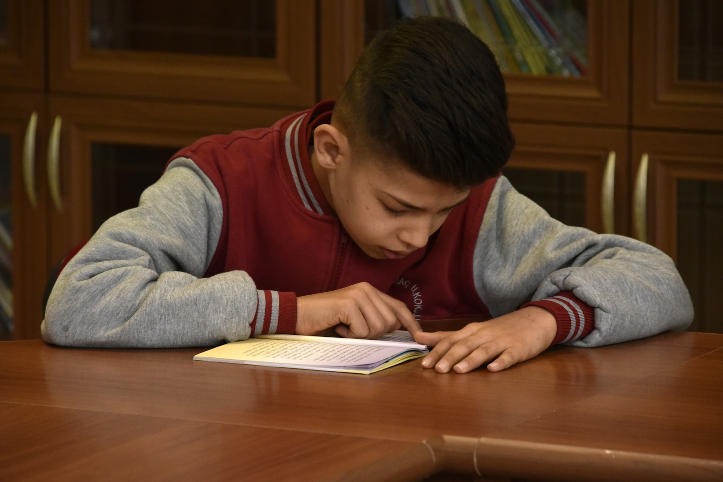 Vatanlarından binlerce kilometre uzakta karne aldılar 11