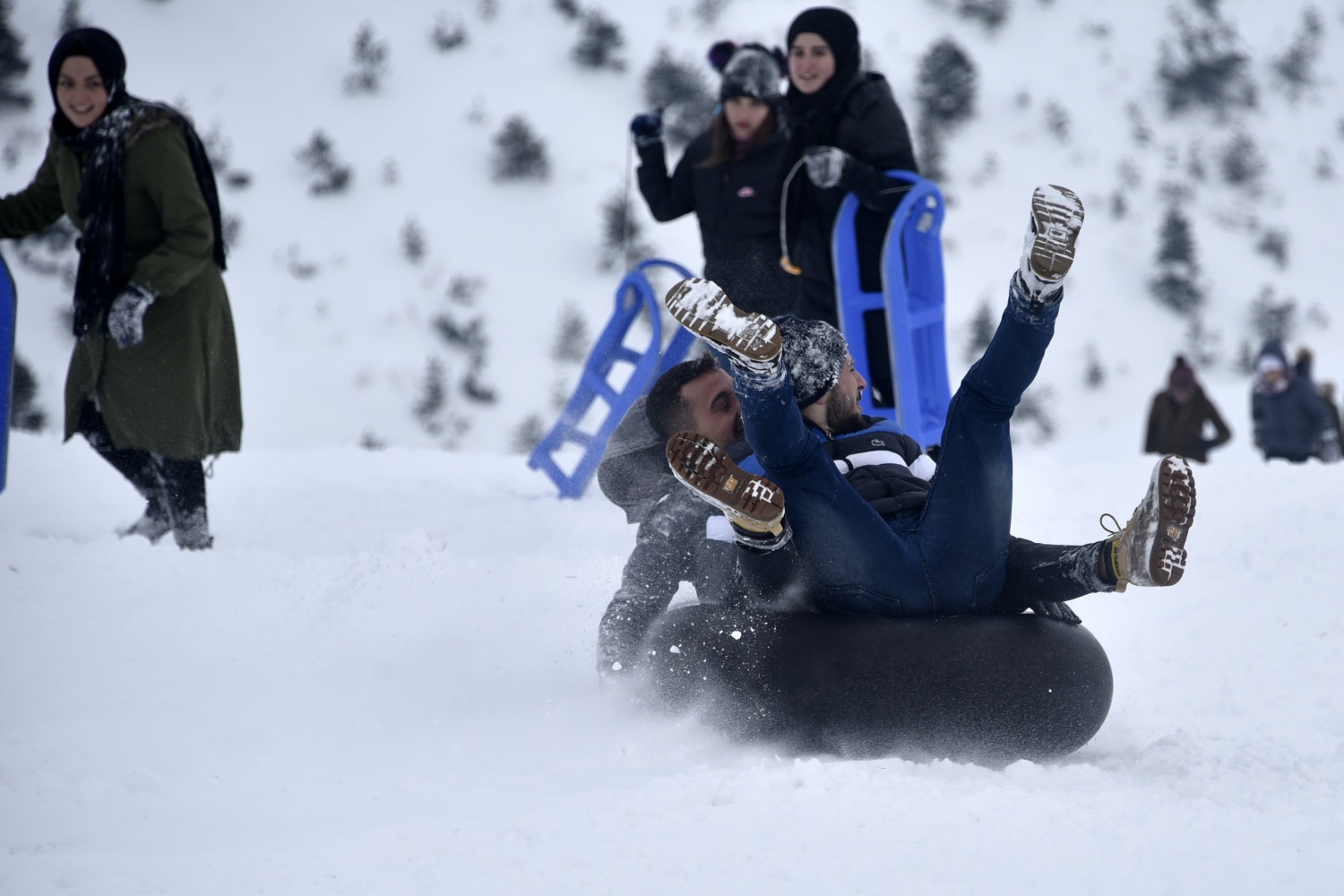 Zigana’da araç park edecek yer kalmadı 49