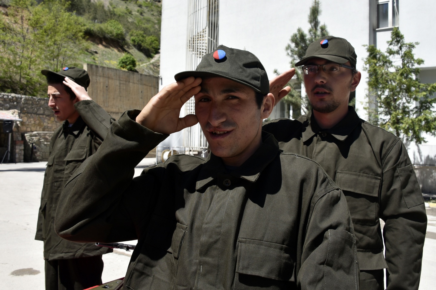 Bir günlüğüne asker olup terhis belgesi aldılar 4