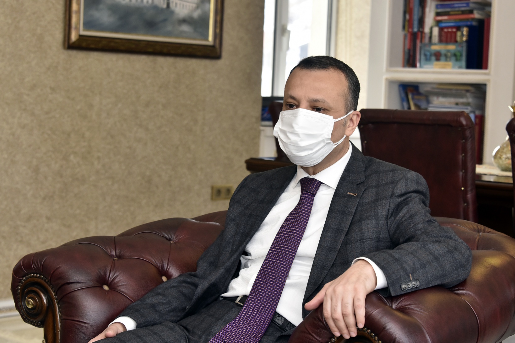 Vali Taşbilek başarılı sporcuları ödüllendirdi 4