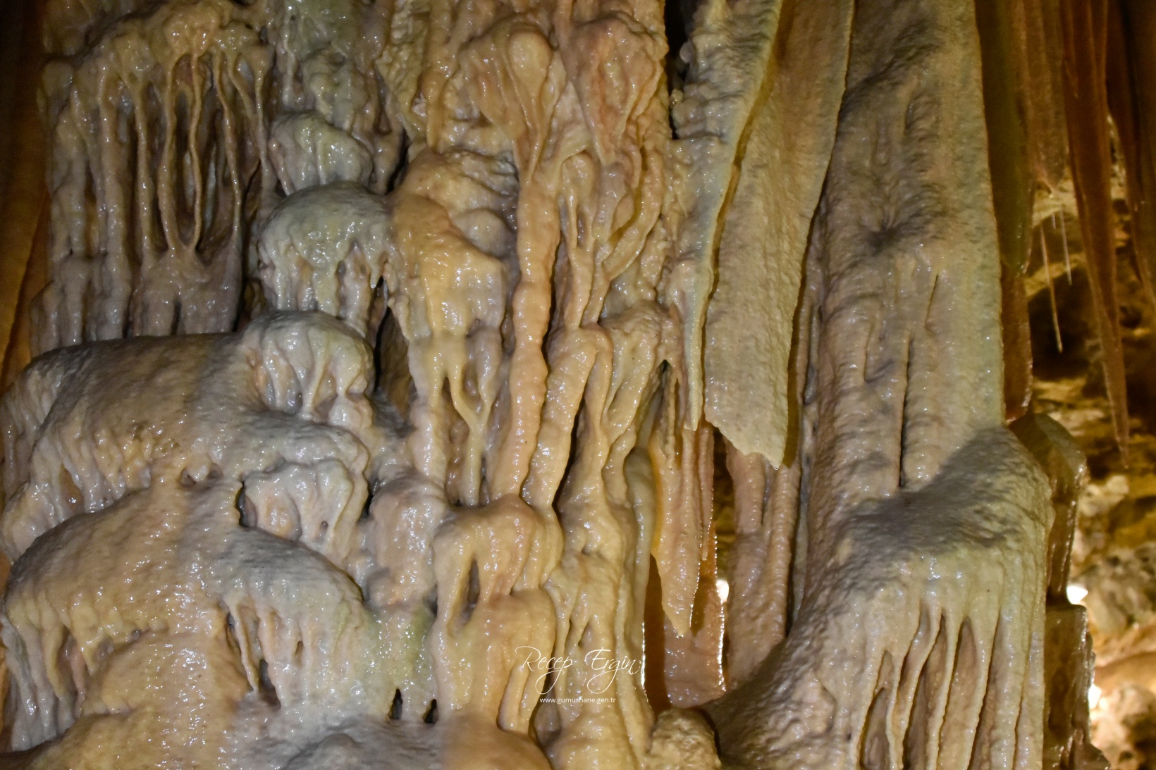 Gümüşhane'nin yeraltı sarayı Karaca Mağarasında sezon başladı 7
