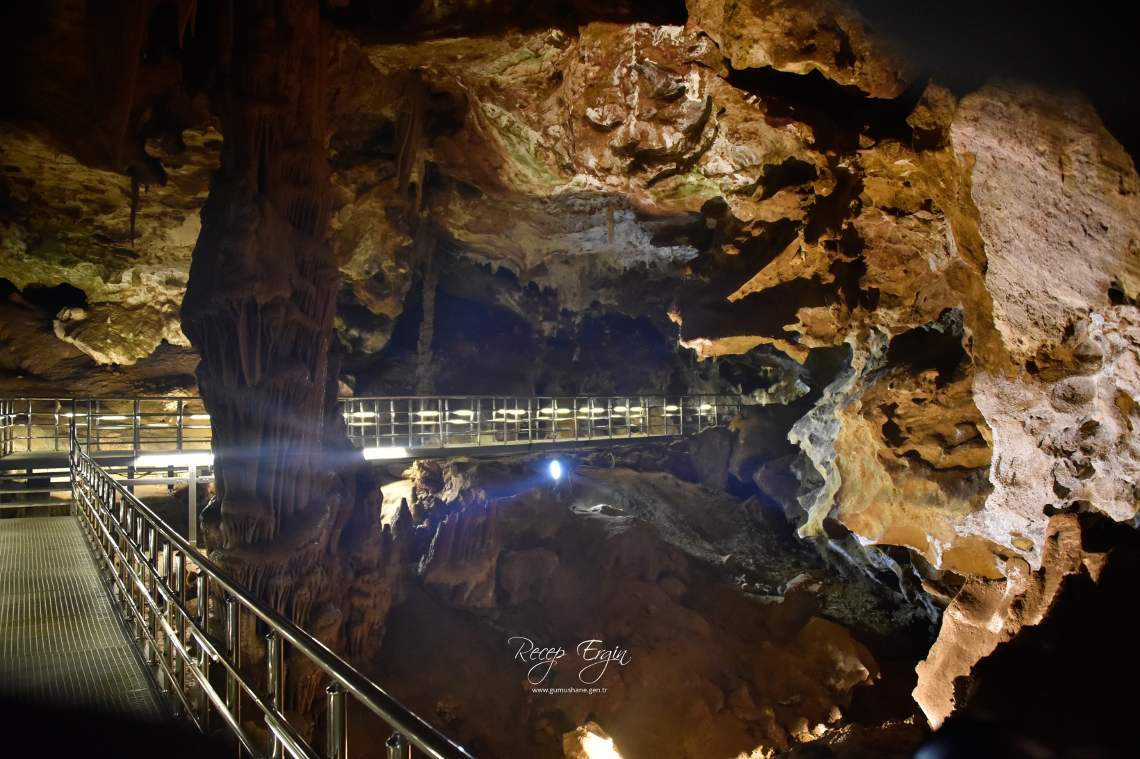 Gümüşhane'nin yeraltı sarayı Karaca Mağarasında sezon başladı 11