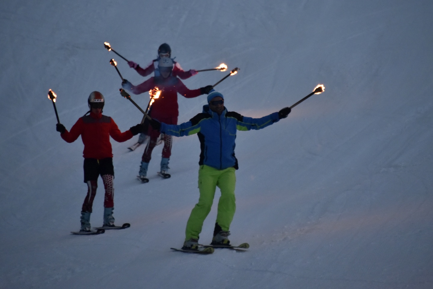 Kayak kursunu horonla bitirdiler 12